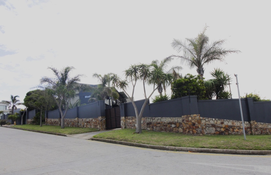 5 Bedroom Property for Sale in Humerail Eastern Cape